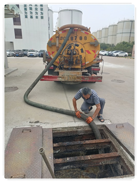 博湖隔油池清掏