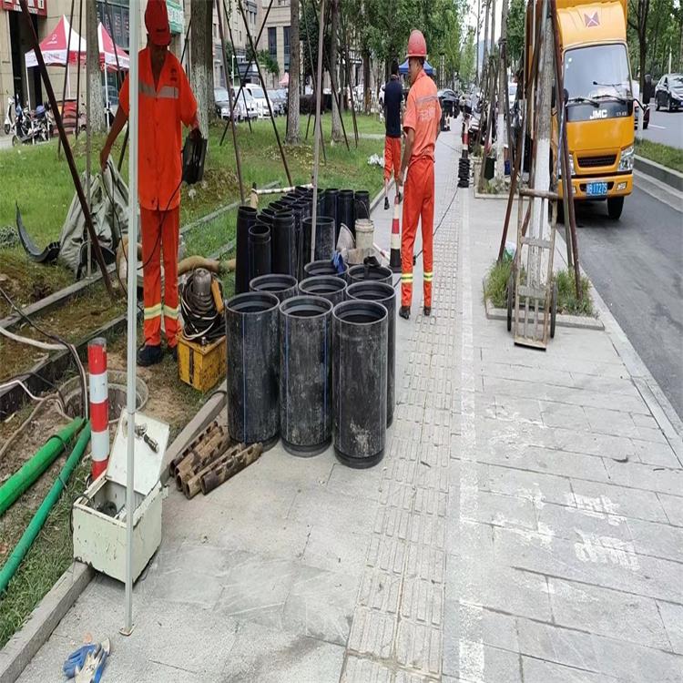 博湖管道短管置换修复